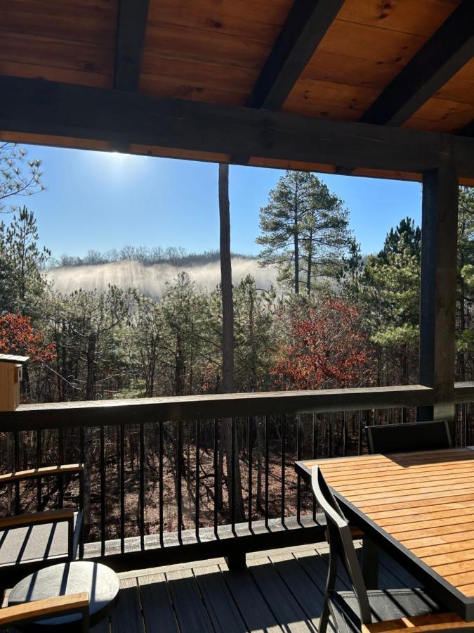The Llaguna Lodge - New Cabin, Sleeps 10, Fire Pit, Hot Tub, In Blue Ridge , Ga Экстерьер фото